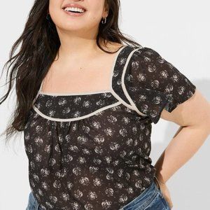 Torrid - Crinkle Chiffon Flutter Sleeve Top in Autumn Floral Black